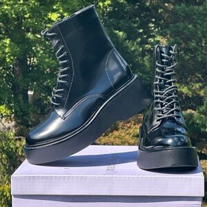 Womens Black Madden Girl Lace Up Boot NEW - Womens 6.5 and 8 (Youth 5 and 6.5)